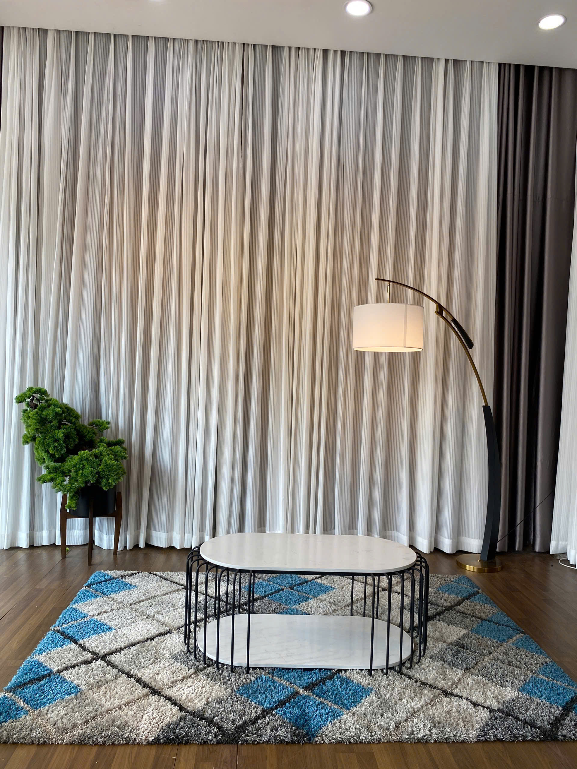 Bàn Sofa Lồng Chim Oval