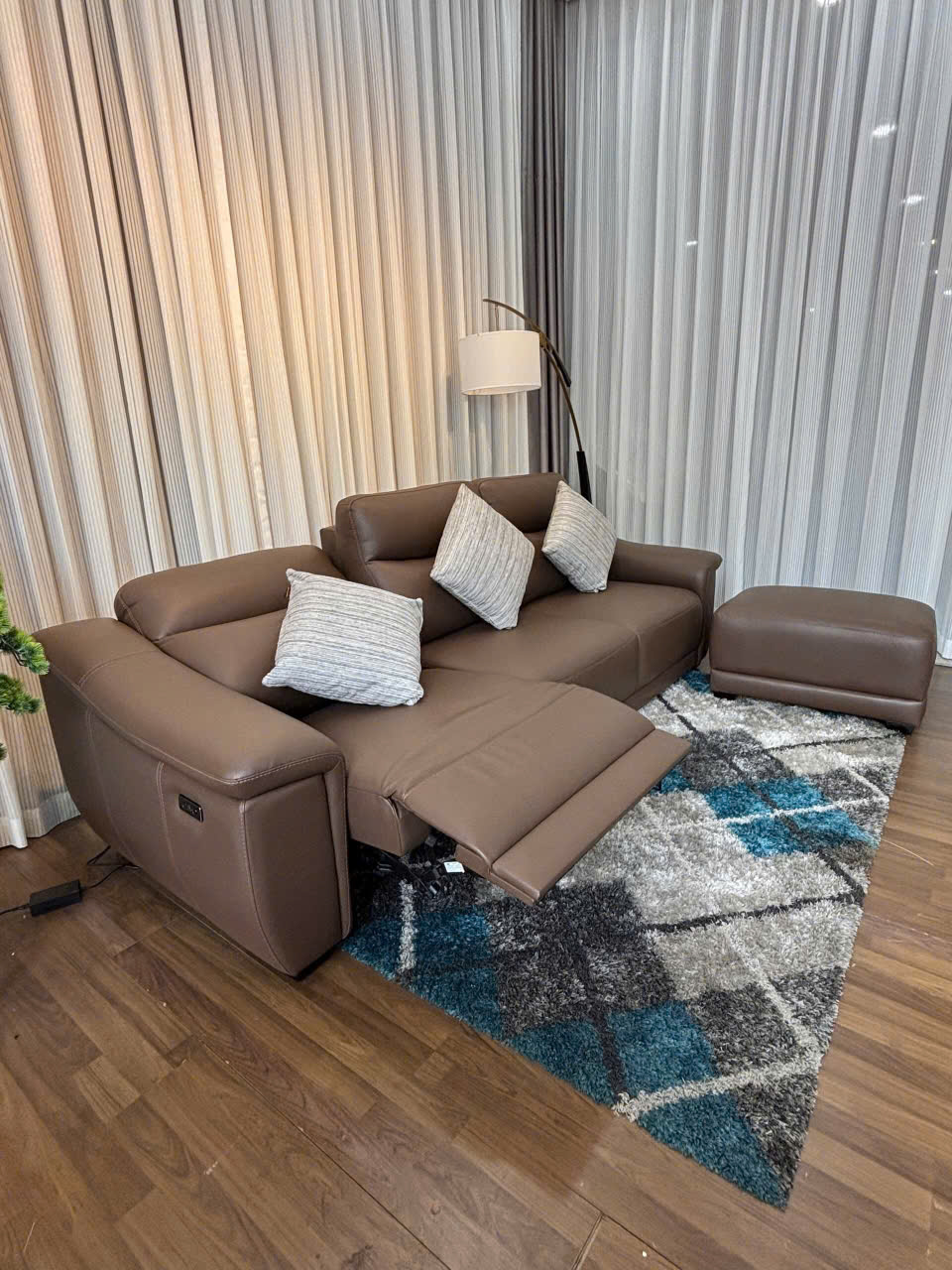 Sofa Da Microfiber Chỉnh Điện + Đôn - Ảnh 4
