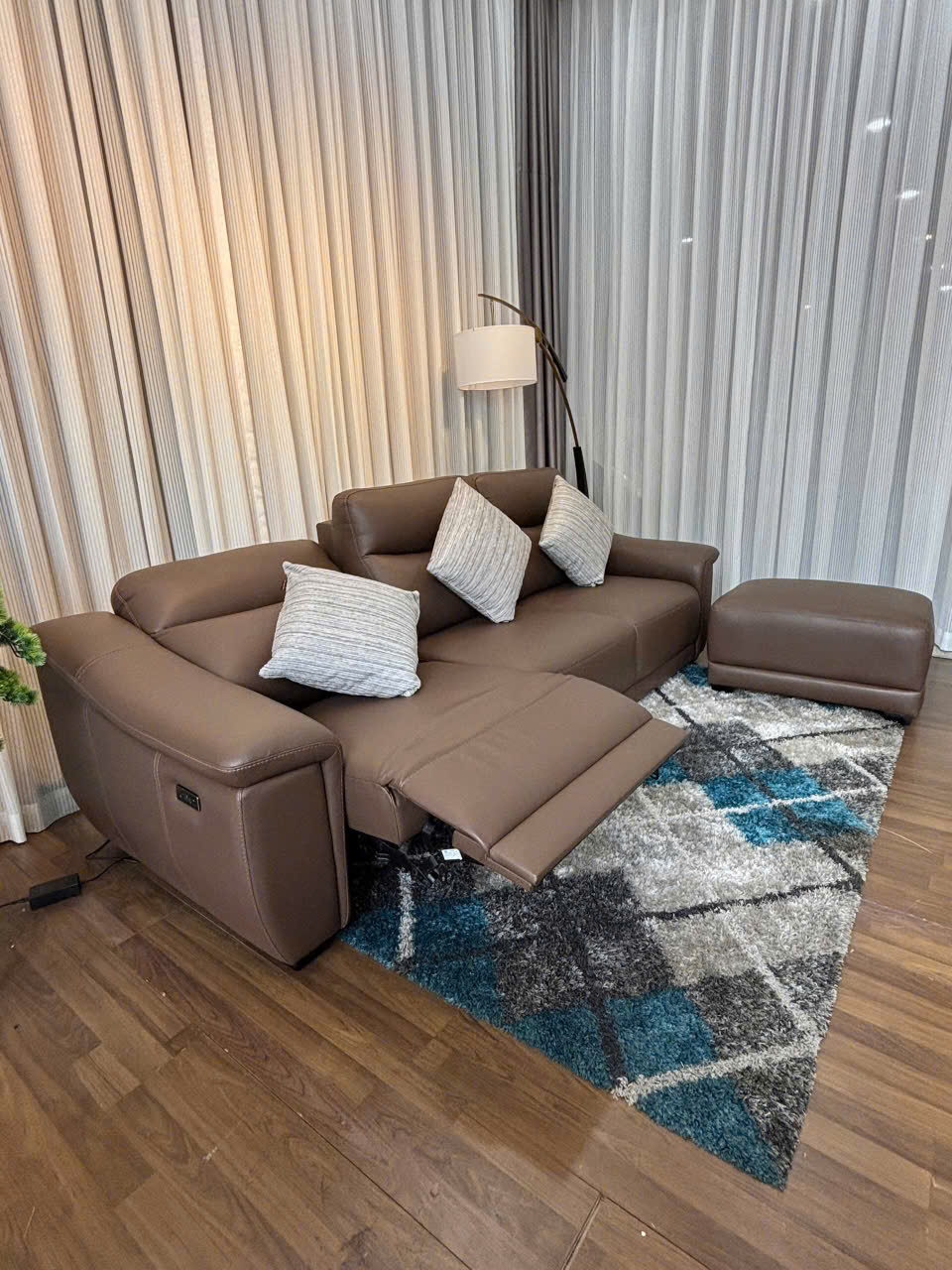 Sofa Da Microfiber Chỉnh Điện + Đôn - Ảnh 5