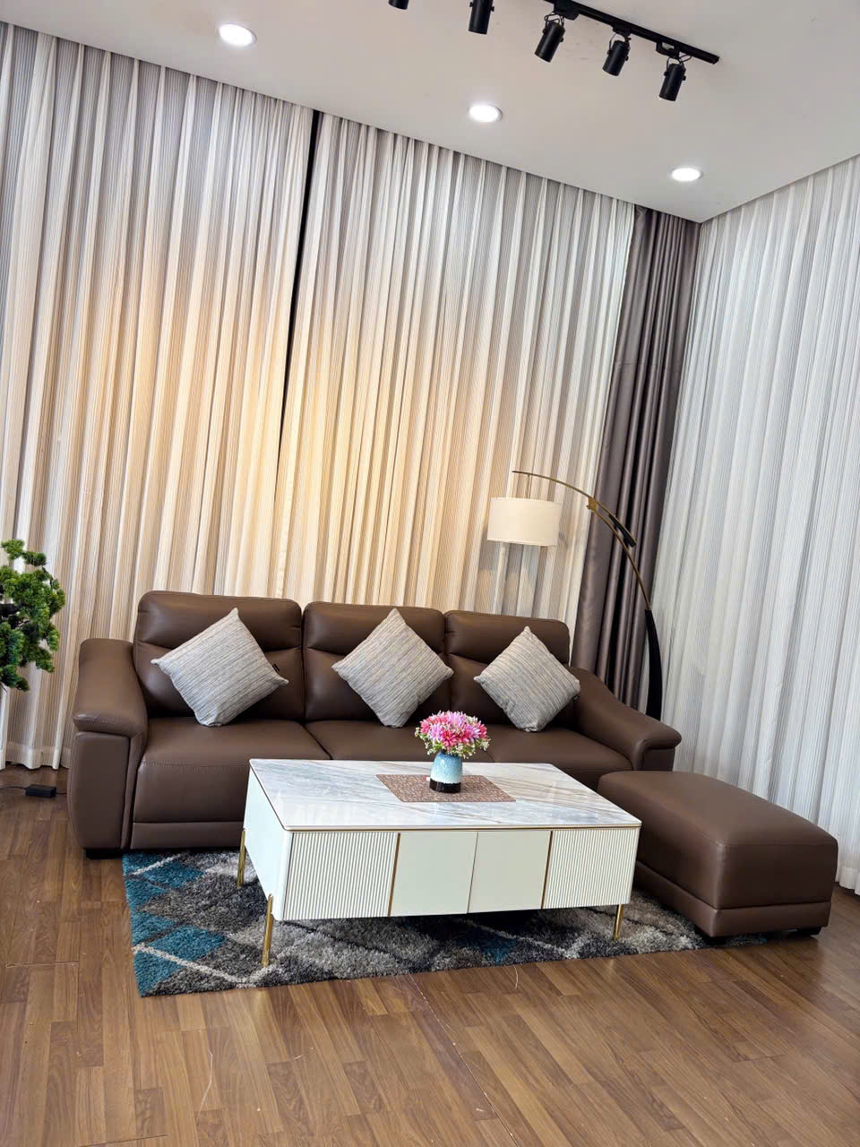Sofa Da Microfiber Chỉnh Điện + Đôn - Ảnh 9